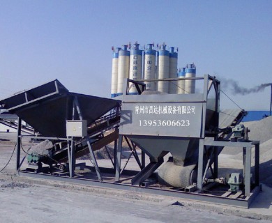 中交二航局鄭萬高鐵洗石機現(xiàn)場